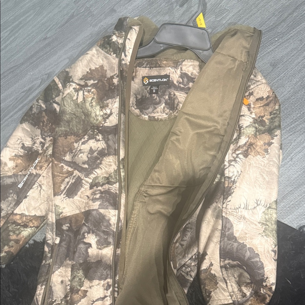 Women's Camouflage Hoodie
